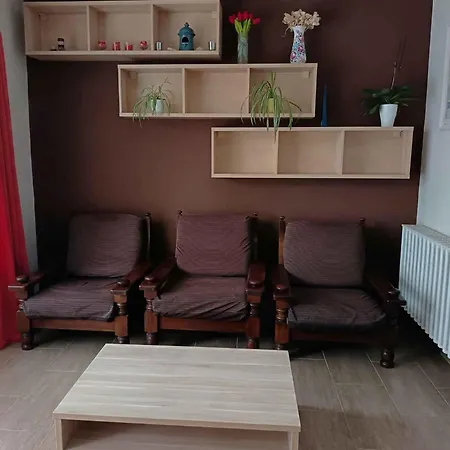 - Balaton 18030 Balatonberény